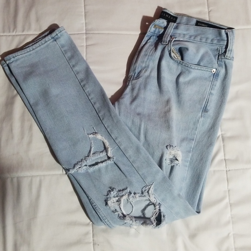 Light Wash Ripped Skinny Jeans from PacSun